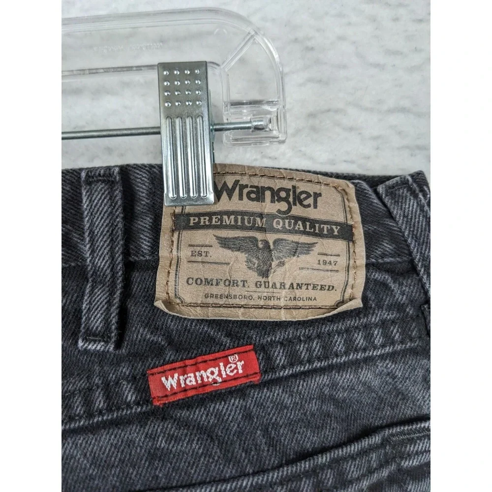 Wrangler Mens Jeans Size 38 x 32 Black Relaxed Fit Denim Cotton
